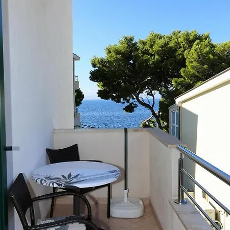 Apartment By The Sea Promajna, Makarska - 2605