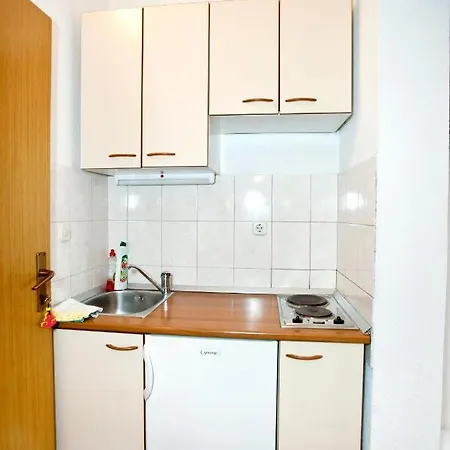 By The Sea Promajna, Makarska - 2605 Apartment *