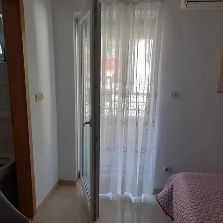 By The Sea Promajna, Makarska - 2605 Apartment *